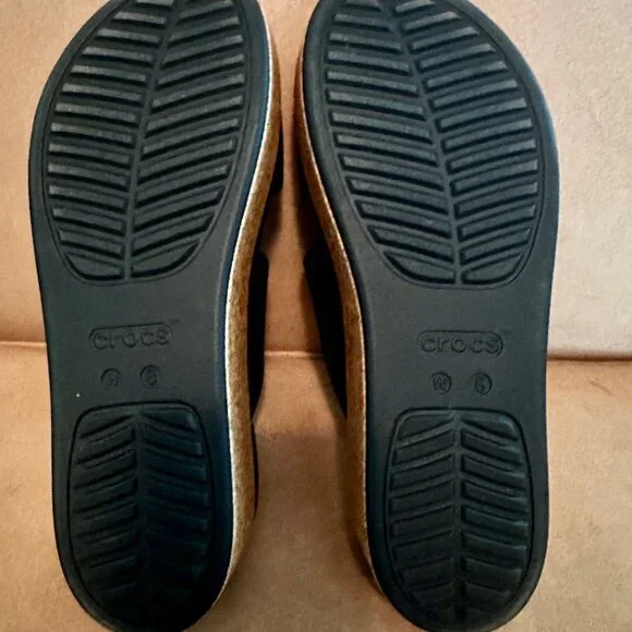 Crocs Brooklyn Cork Buckle Sandal - Picture 3 of 4